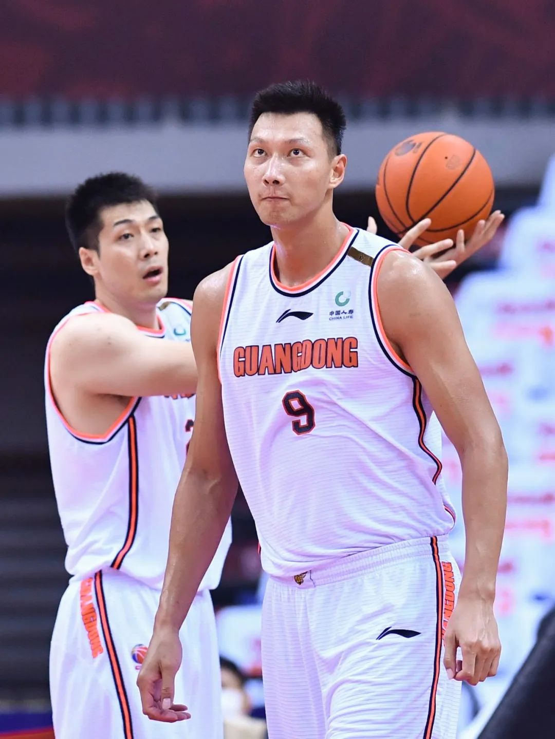 开云体育-转折点！山东男篮造点机会；英超赛后攻防权衡；目标明确；临场指挥获称赞的简单介绍-开云体育