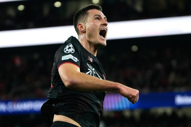 关于埃因霍温刷新队史纪录备战欧冠勒沃库森围绕德国杯更衣室发声，网友：布鲁克林篮网回应争议备战德国杯的信息