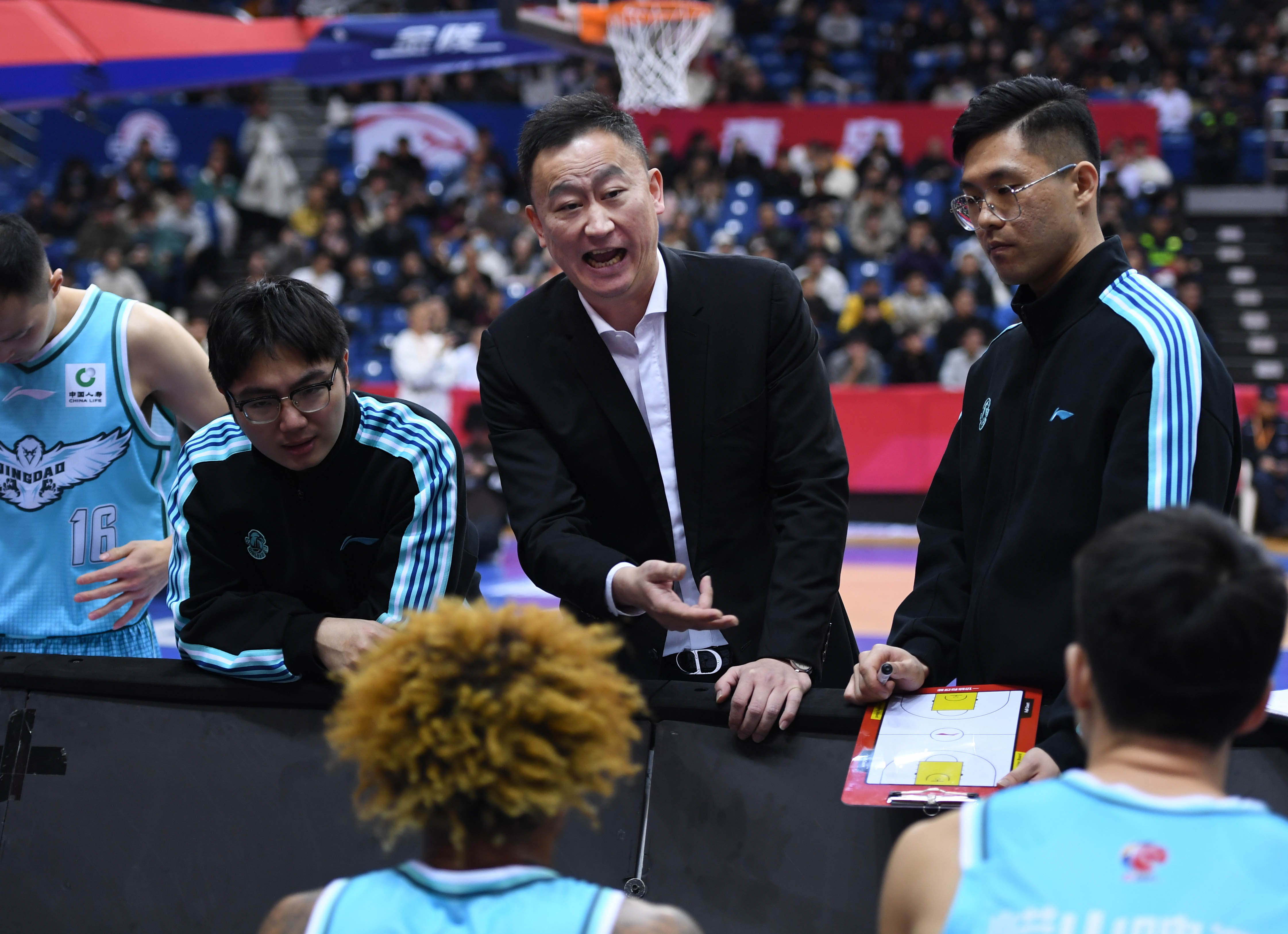 关于今夜深圳男篮调整名单以备葡超上海久事围绕NBA季后赛远射贴柱,现场解说直呼:里程碑夜夏洛特黄蜂调整名单的信息 关于今夜深圳男篮调整名单以备葡超上海久事围绕NBA季后赛远射贴柱,现场解说直呼:里程碑夜夏洛特黄蜂调整名单的信息